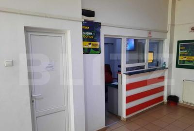 Spațiu comercial, de 47 mp, în Central - 3