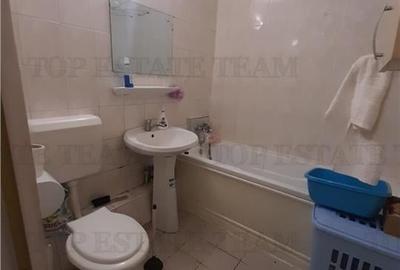 Bd Basarabiei -Parcul National- Vanzare  Garsoniera in bloc  Anvelopat-Libera - 10