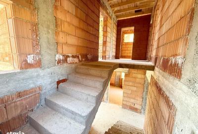 Casă cu 5 camere cu Teren 340 Mp în Șura Mare - 5