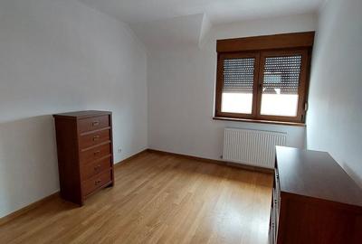 Apartament cu 3 camere decomandat în Central - 10