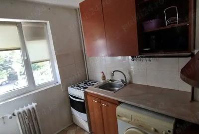 Garsonieră decomandată, mobilată în Titan - 4