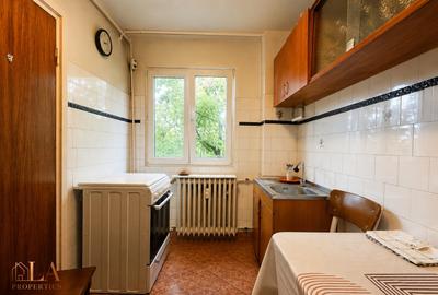 Apartament cu 3 camere semidecomandat în Berceni - 4