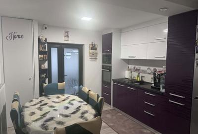 Apartament cu 3 camere decomandat în Central - 16