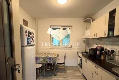 Apartament cu 3 camere decomandat, mobilat în Crângași