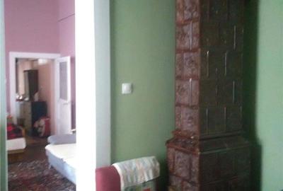 Casă cu 2 camere cu Teren 70 Mp în Central - 4