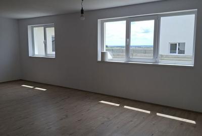 Casă cu 4 camere în Central - 11