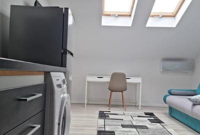 Garsonieră nedecomandată, mobilată în UTA - 5