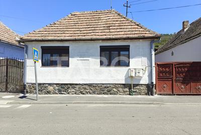 Casă individuală cu 4 camere cu Canalizare în Gușterița - 17