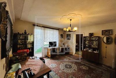 Ap cu 2 camere, balcon, etaj 3 4, zona Terezian - 4