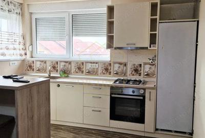 Apartament cu 2 camere semidecomandat, mobilat în Braytim