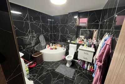 Casă cu 4 camere cu Teren 230 Mp în Central - 7