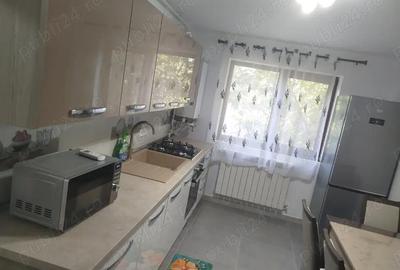 Apartament cu 3 camere în Tineretului - 10
