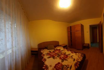 Apartament cu 2 camere semidecomandat, mobilat în Gorjului