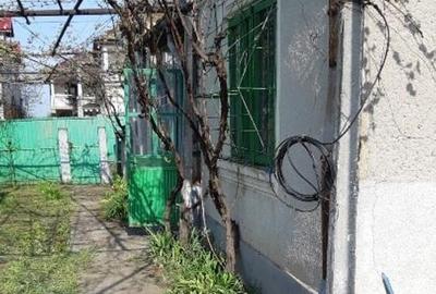 Casă individuală cu 4 camere cu Canalizare în Central - 5