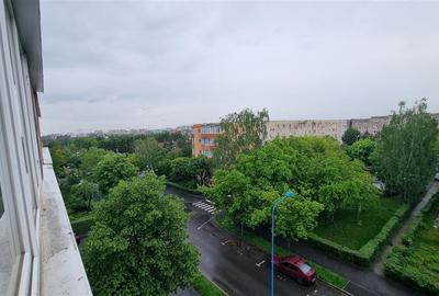 Apartament de 4 camere , zona Tractorul - 11