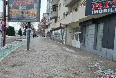 Apartament cu 3 camere decomandat în - 2
