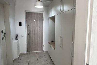 Garsonieră decomandată în Apărătorii Patriei