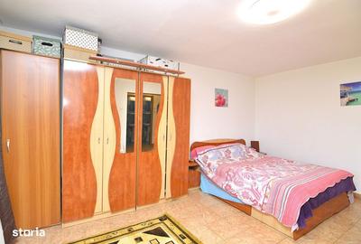 Garsonieră decomandată în Decebal - 1