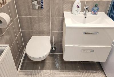 Apartament cu 3 camere decomandat în Ultracentral