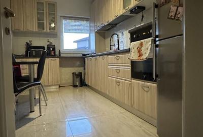 Apartament cu 4 camere decomandat în 9 Mai - 4