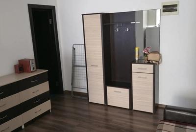 Inchiriez apartament cu o camera Inchiriez apartament cu o camera - 2