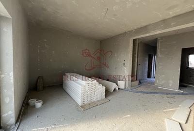 Duplex cu 4 camere cu Canalizare în Moșnița Nouă - 3