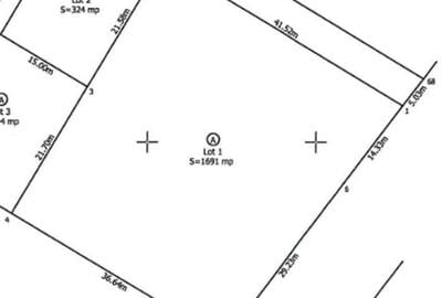 Teren cu 2 deschideri ideal pentru bloc sau spatii comerciale - 1