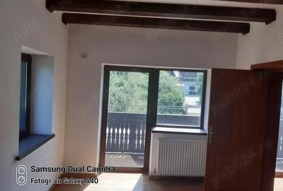 Apartament cu 4 camere decomandat în Forestier - 12