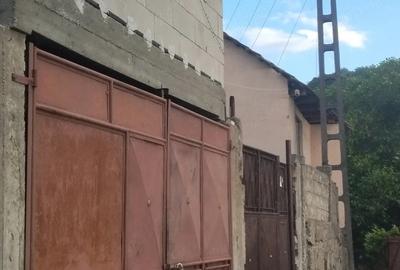 Casă cu Teren 200 Mp în Săsciori - 2