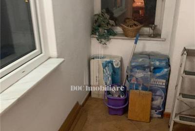 Vanzare 3 camere | Camera de comert-Unirii | 10 minute metrou | Comision 0% - 20