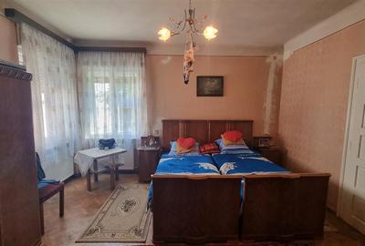 Apartament de doua camere  la casa , cu gradina zona centrul Istoric - 4