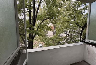 Apartament cu 3 camere semidecomandat în Podu Roș - 8