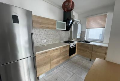 Vanzare apartament 2 camere in Tractorul zona Coresi - 4