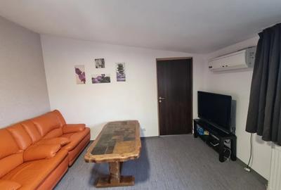 Apartament cu 3 camere nedecomandat, mobilat în Regie - 3