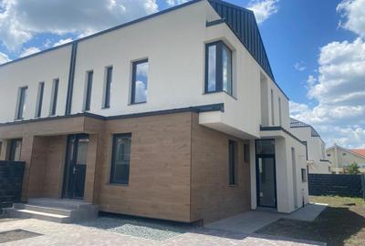 Casă cu 6 camere cu Canalizare în Otopeni - 18