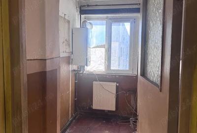 Apartament cu 2 camere semidecomandat în Negru Vodă - 3
