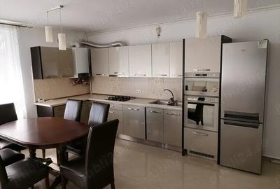Ofer spre Inchiriere pe termen lung apartament cu 3 camere, 98 mp Ofer spre Inchiriere pe termen lung apartament cu 3 camere, 98 mp - 3