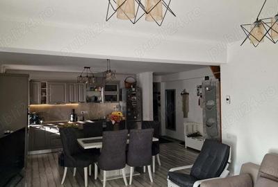 Apartament cu etaj | 4 camere | zona Campului | 141 mp Apartament cu etaj | 4 camere | zona Campului | 141 mp - 1