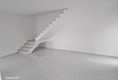 Casă cu 3 camere în Central - 5
