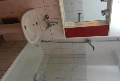 Garsonieră decomandată în Unirii Centru - 1