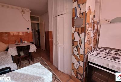 Apartament cu 2 camere decomandat în Micro 17 - 4