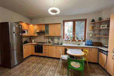 Apartament cu 5 camere decomandat în Platou - 5