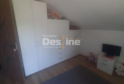 Casă cu 5 camere cu Teren 1675 Mp în Pestișu Mic - 3