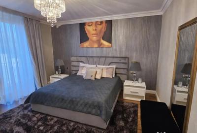 Casă cu 7 camere cu Teren 800 Mp în Central - 7