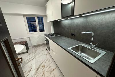 Apartament cu 3 camere decomandat în Calea Călărașilor - 3