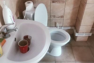 Inchiriez Spatiul Comercial parter si etaj(160m)Zona Catedrala - 8