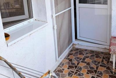 Apartament cu 3 camere, 64 mp, Sfantu Gheorghe str.Nico - 12