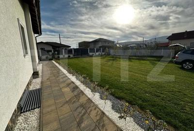 Casă cu 3 camere cu Teren 1300 Mp în Central - 9