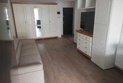 Garsonieră în Apărătorii Patriei - 4