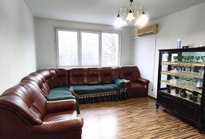 Apartament cu 3 camere semidecomandat în Drumul Găzarului - 1